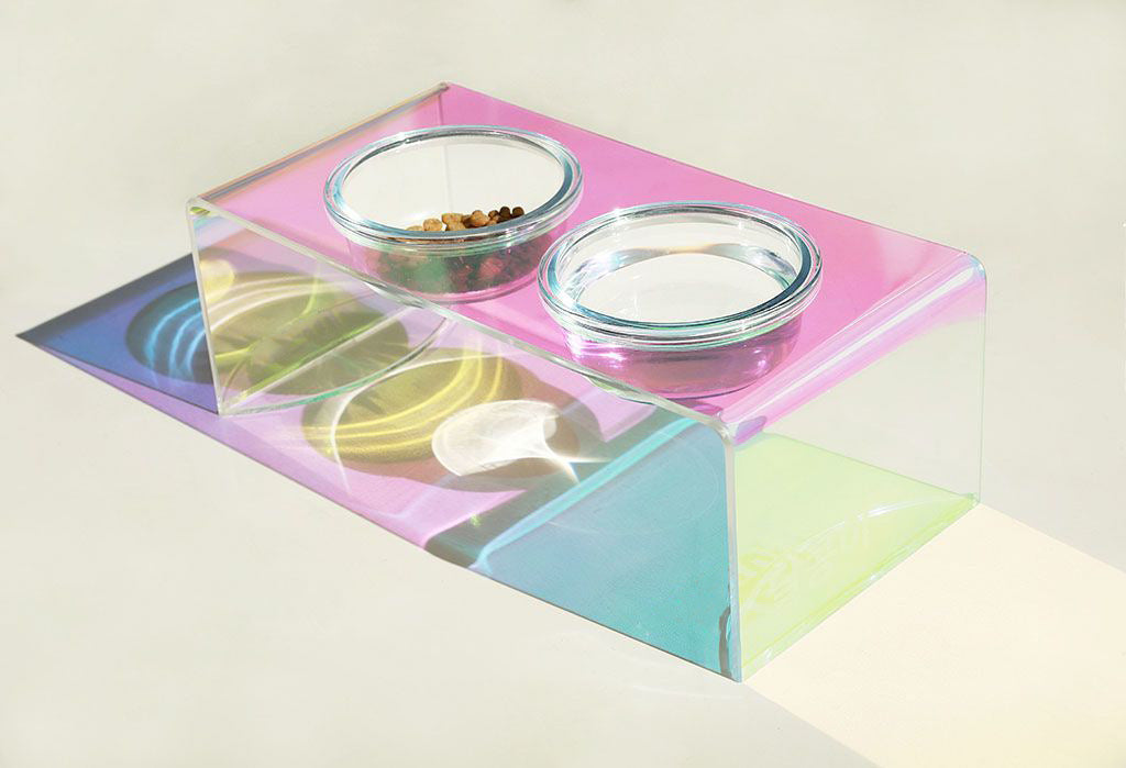 Dazzling Acrylic Pet Bowl – Iridescent Food & Water Basin