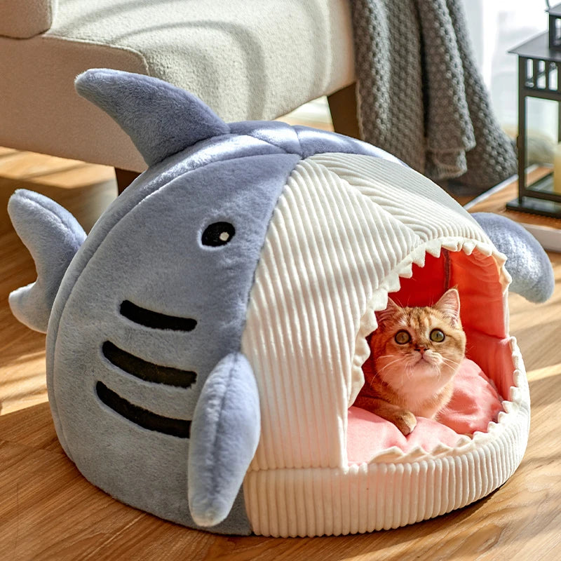 Enclosed Warm Cat Bed Cave – Cozy Nest for Kittens & Pets