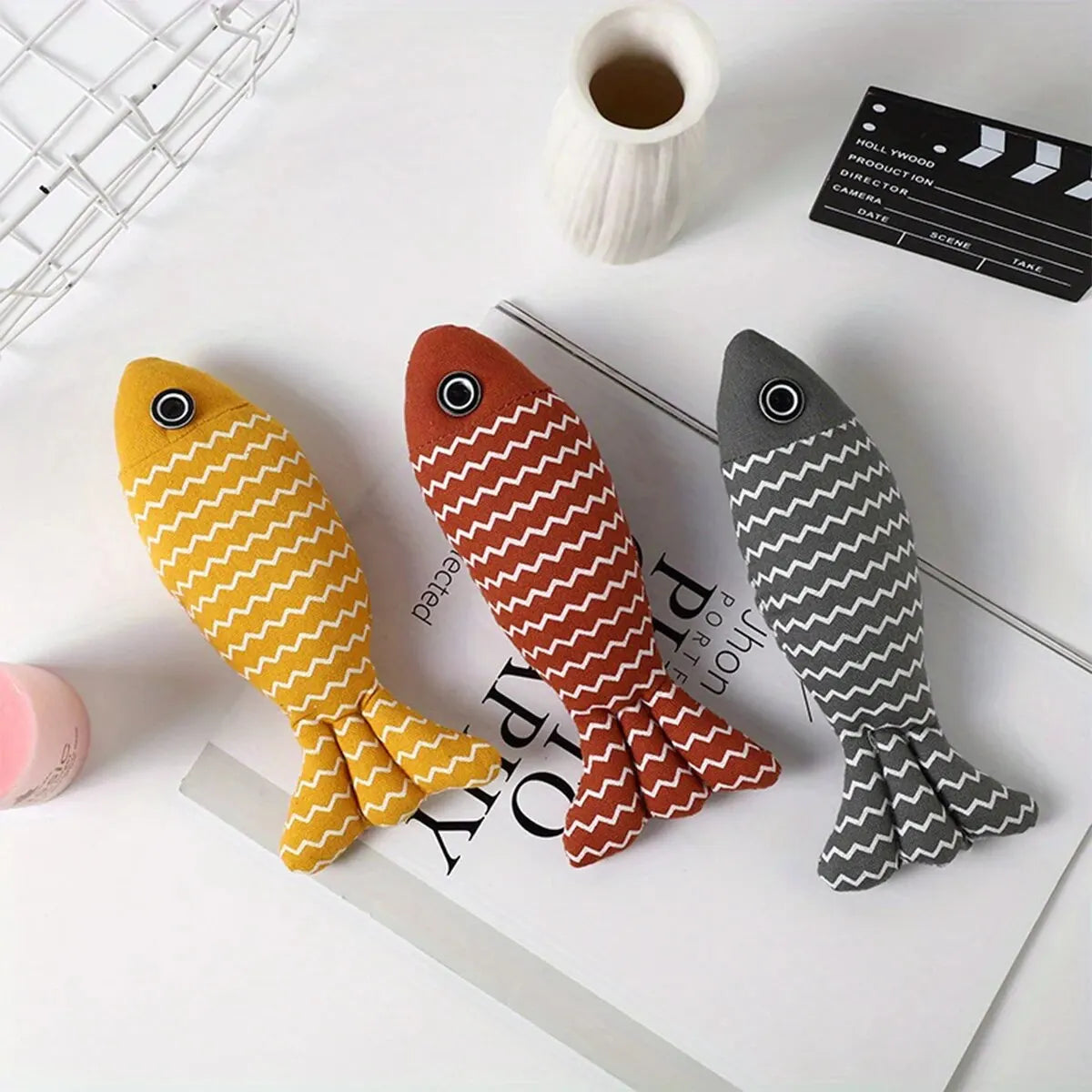Cat Chew Toy – Linen Fish Pillow, Pet Training Simulation
