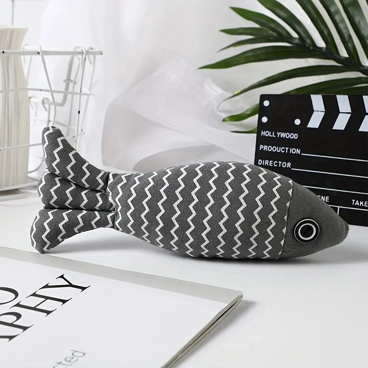 Cat Chew Toy – Linen Fish Pillow, Pet Training Simulation