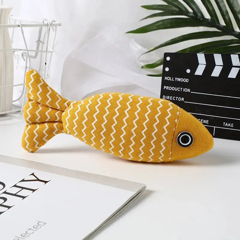 Cat Chew Toy – Linen Fish Pillow, Pet Training Simulation