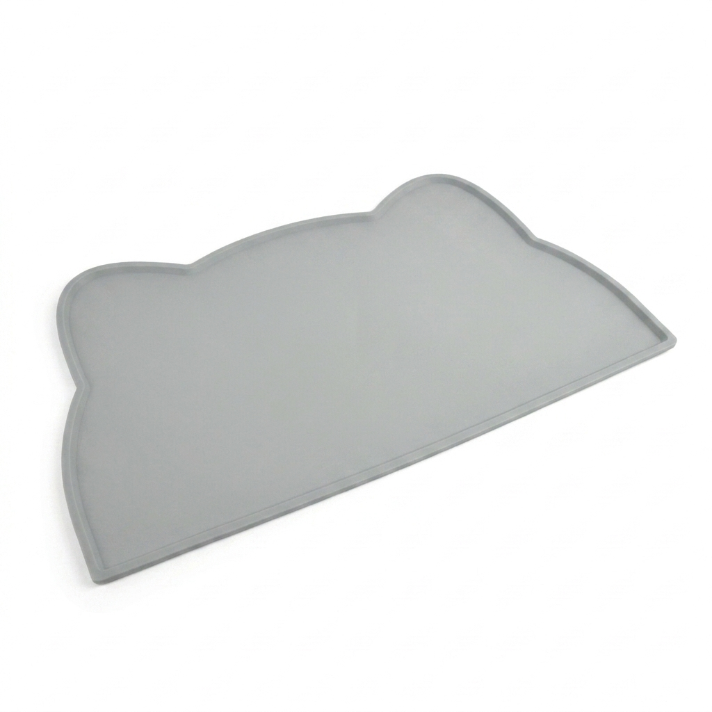 Silicone Pet Feeding Mat – Mess-Free Mealtimes with Waterproof Design