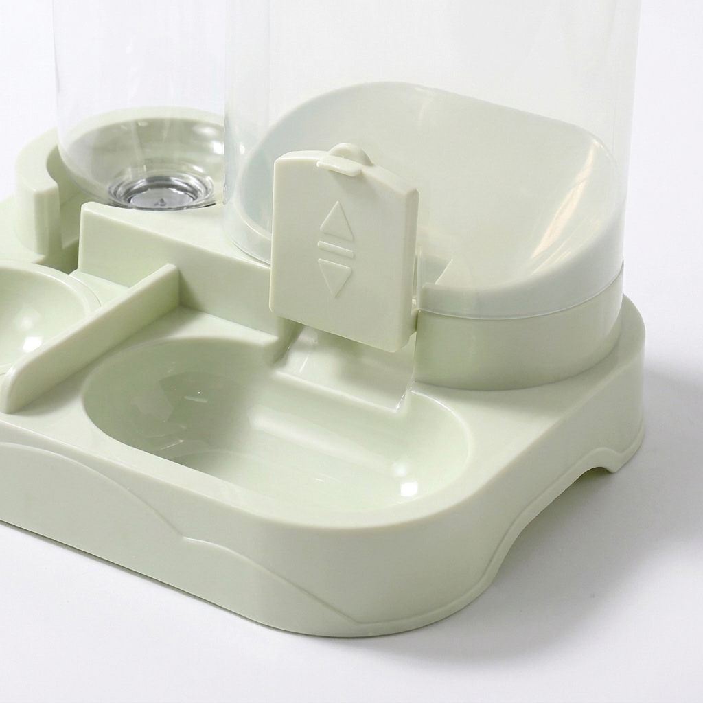 Automatic Pet Feeder & Water Dispenser – Large Capacity Food Station