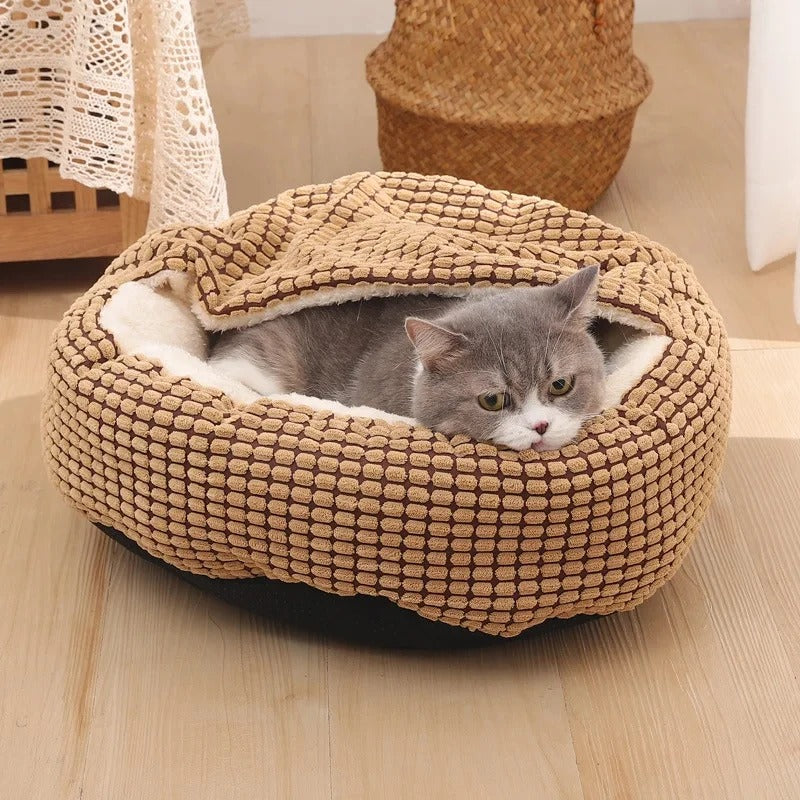Round Pet Bed – Cozy Comfort with Fluffy Plush Cushion